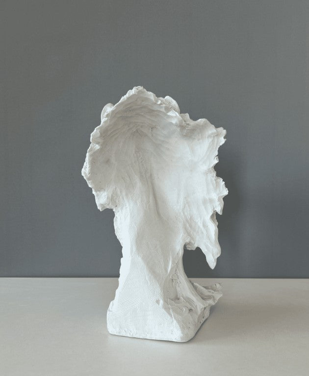 Wolf Statue, 28 cm - 11 in