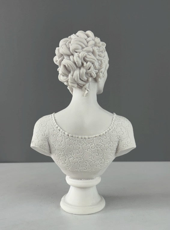 Mr. Darcy & Elizabeth Bennet Bust Statue, 25 cm - 10 in