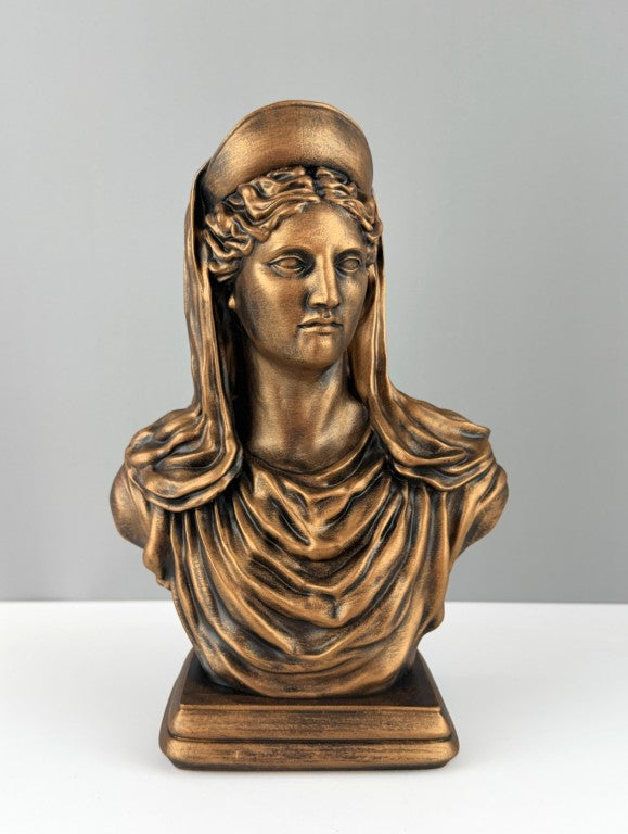 Demeter Goddess of Fertility of the Earth Sculpture, 27 cm - 10.6"