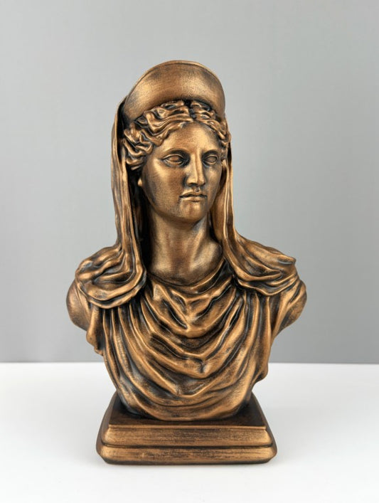Demeter Goddess of Fertility of the Earth Sculpture, 27 cm - 10.6"