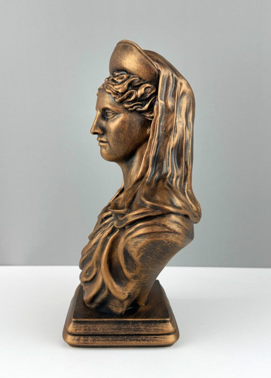 Demeter Goddess of Fertility of the Earth Sculpture, 27 cm - 10.6"