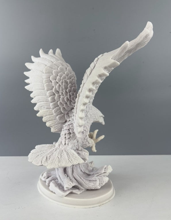 Eagle Sculpture, 30 cm - 11.8 in