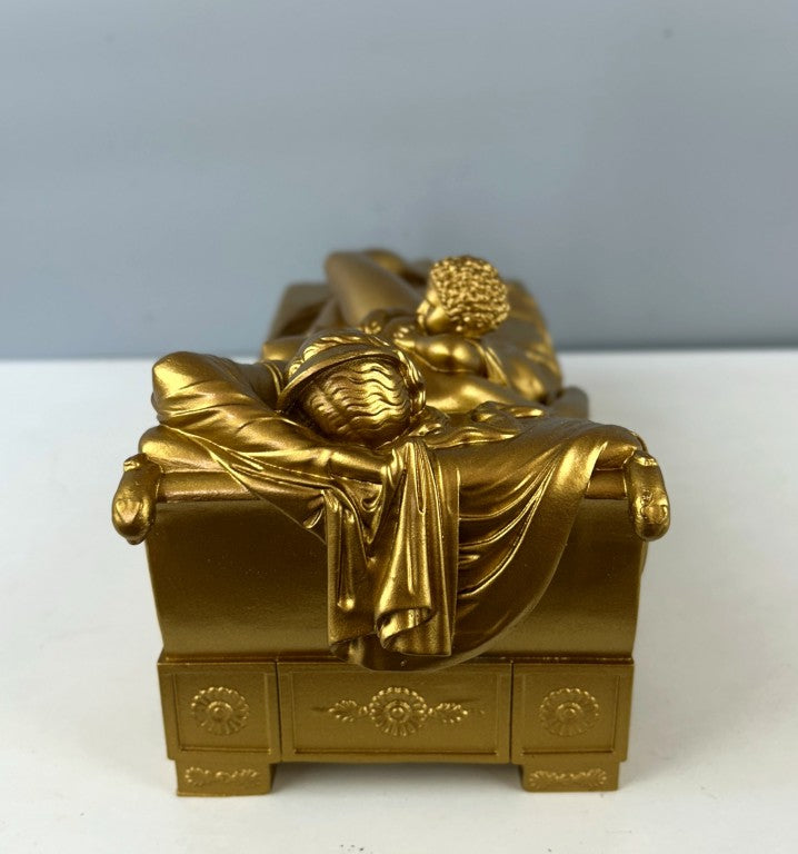 Juno Feeding Infant Hercules Sculpture Art, 29 cm - 11.4 in