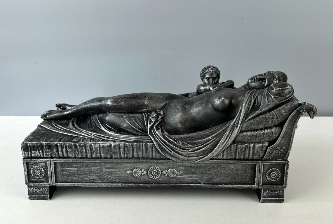 Juno Feeding Infant Hercules Sculpture Art, 29 cm - 11.4 in