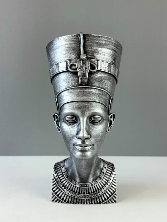 Queen Nefertiti Bust Statue, 23 cm - 9 in