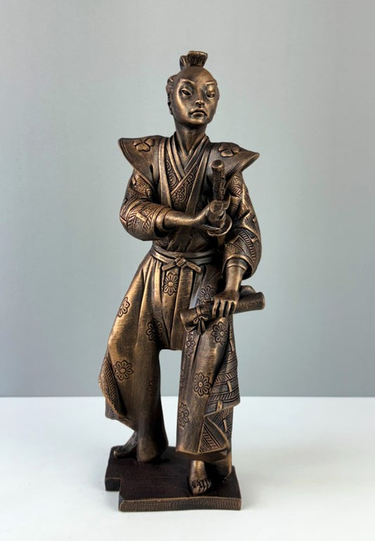Japanese Samurai Statue, 33cm - 13 in