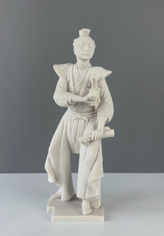 Japanese Samurai Statue, 33cm - 13 in