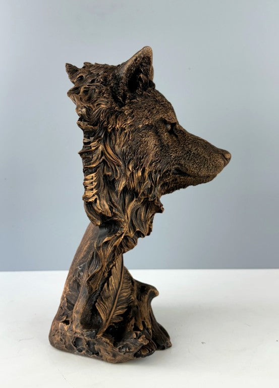 Wolf Statue, 28 cm - 11 in