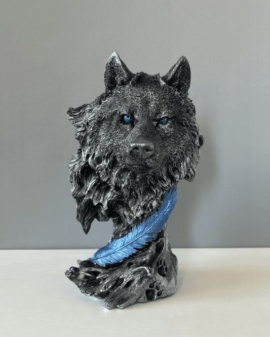Wolf Statue, 28 cm - 11 in